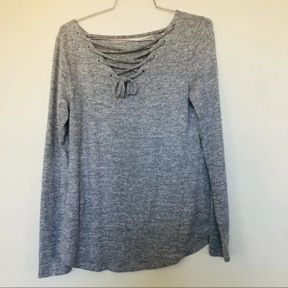 Banana Republic Luxespun Heather Grey Tee- Size XS- NWT - Picture 5 of 9